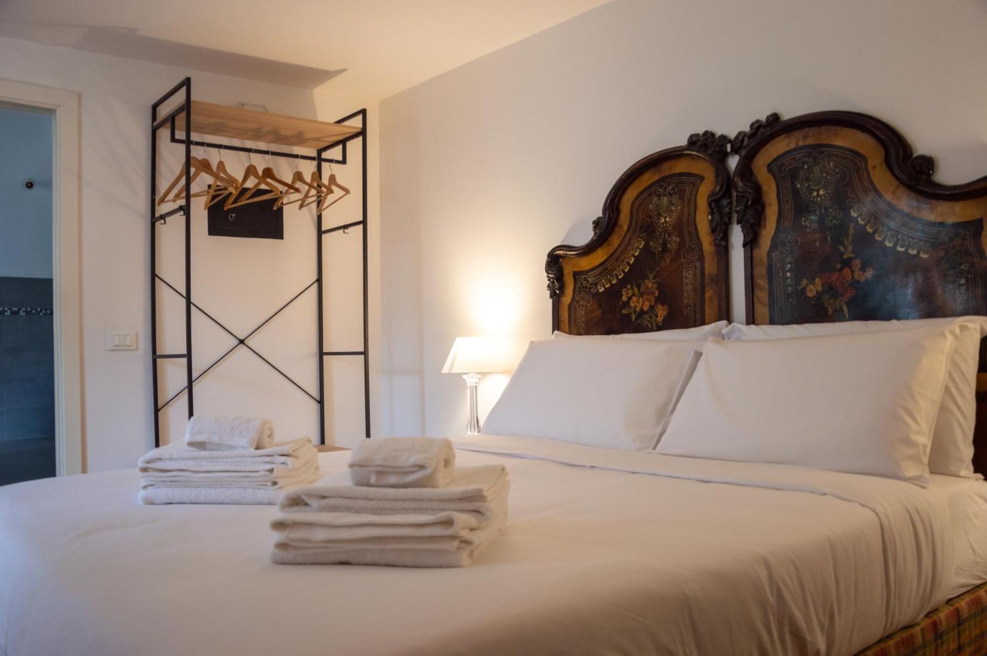 Vittorio Emanuele Suite Apartment Palermo Bagian luar foto