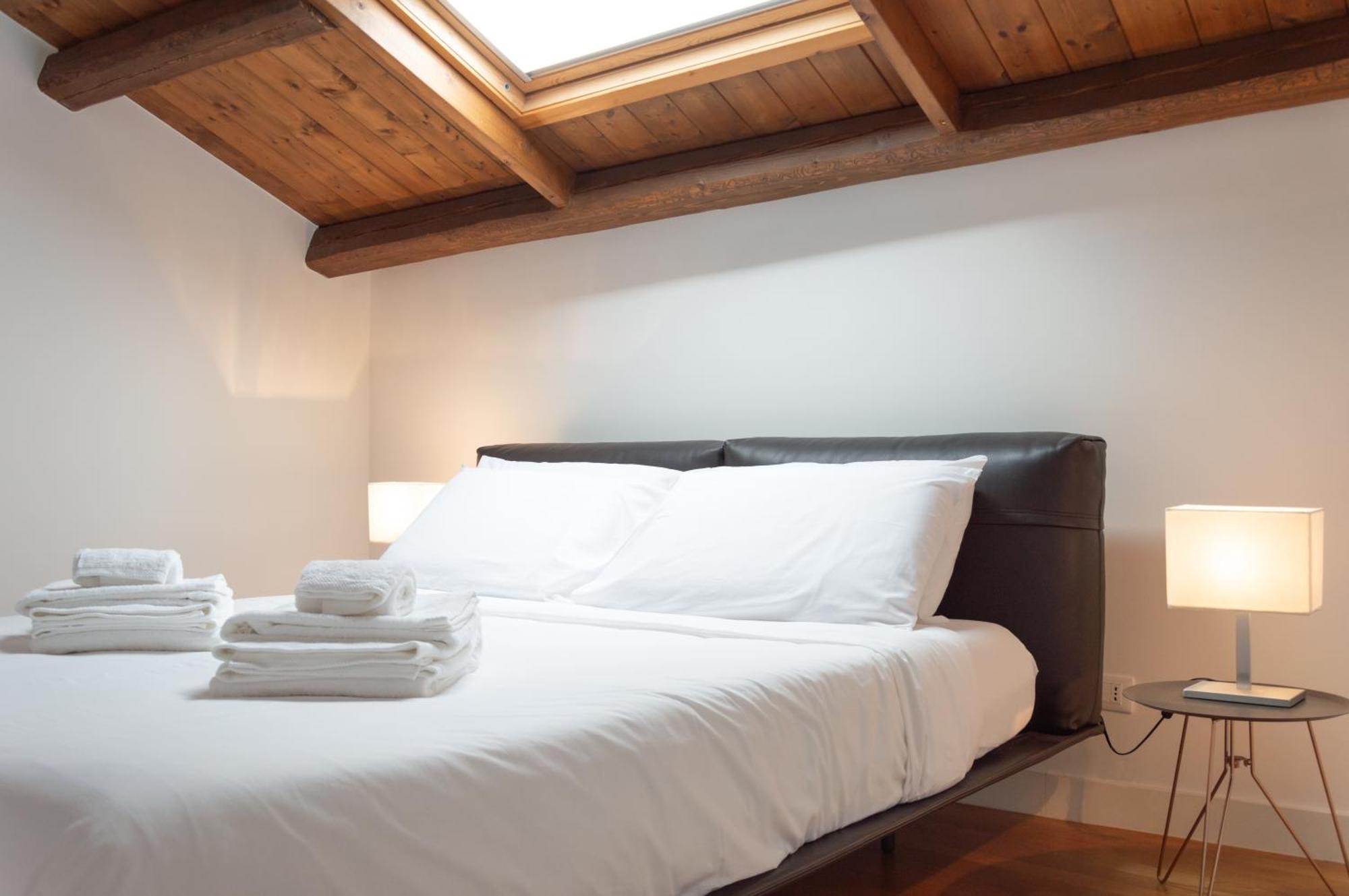 Vittorio Emanuele Suite Apartment Palermo Bagian luar foto
