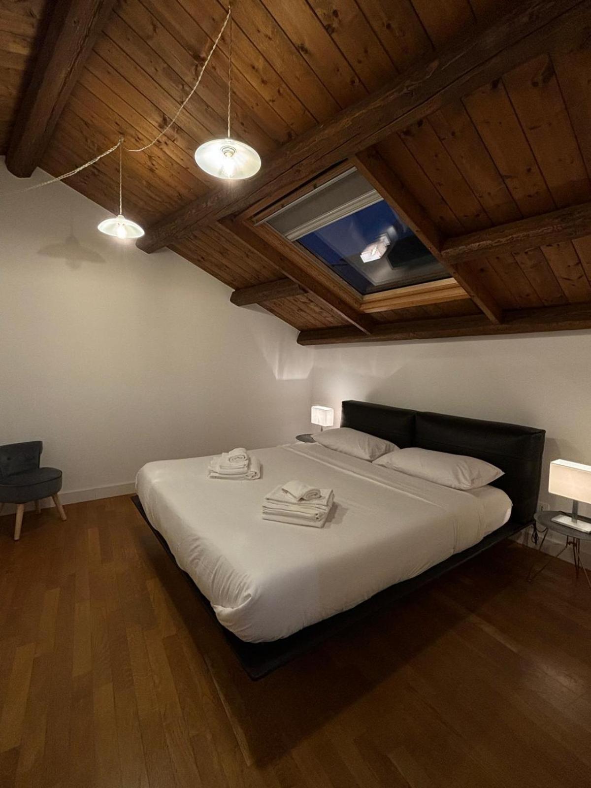 Vittorio Emanuele Suite Apartment Palermo Bagian luar foto